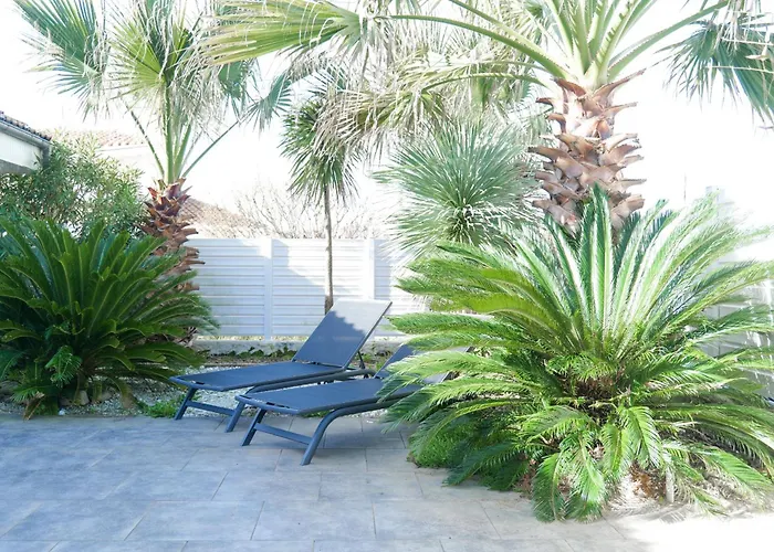 Belle Maison De A - 6 A 8 Pers 펜션 La Pironnière